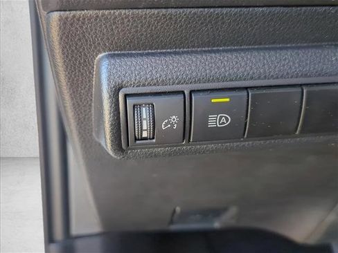 Used 2023 Toyota Corolla LE image 11
