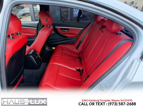 Used 2017 BMW 340i xDrive Sedan w/ Premium Package Enhanced AWD/4WD image 14