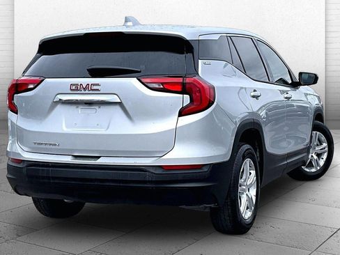 Used 2018 GMC Terrain SLE FWD image 11