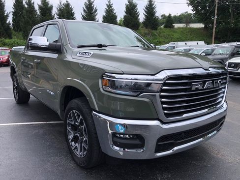 Used 2026 RAM 1500 Laramie AWD/4WD image 8