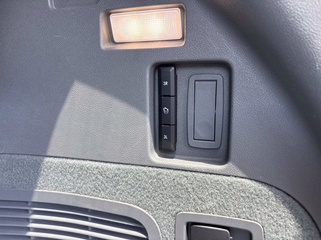 Used 2020 Lincoln Aviator Reserve w/ Equipment Group 202A AWD/4WD image 15