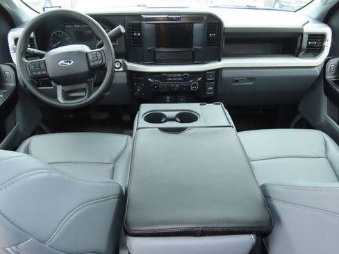 Used 2025 Ford F250 XL w/ XL Off-Road Package image 17