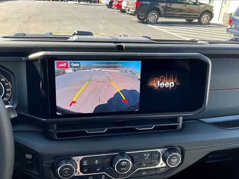 New 2026 Jeep Wrangler Unlimited Rubicon image 19