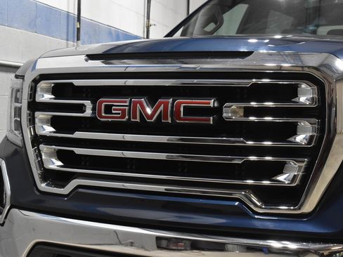 Used 2020 GMC Sierra 1500 SLT w/ X31 Off-Road Package image 30