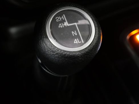 Used 2024 Jeep Wrangler Unlimited Sport AWD/4WD image 23
