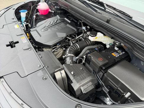Used 2026 Kia Carnival FWD image 30