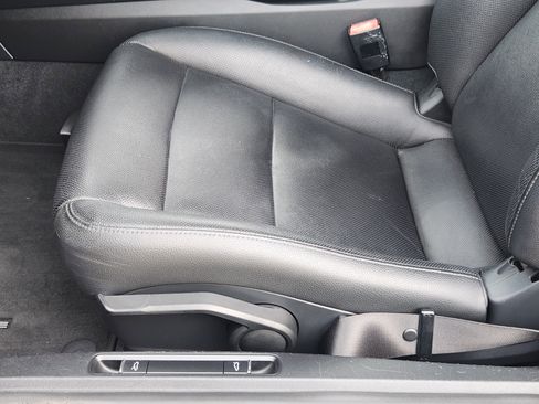 Used 2018 Porsche 718 Boxster image 27