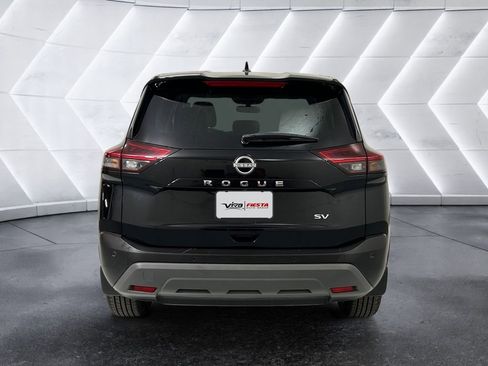 Used 2023 Nissan Rogue SV FWD image 5