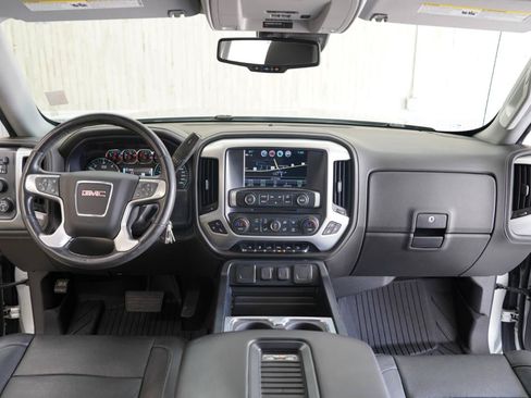 Used 2018 GMC Sierra 1500 SLT AWD/4WD image 17