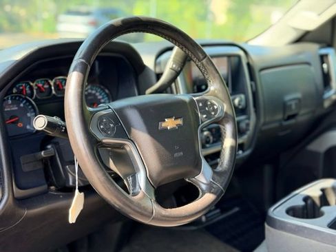 Used 2015 Chevrolet Silverado 1500 LT w/ LT Convenience Package AWD/4WD image 9