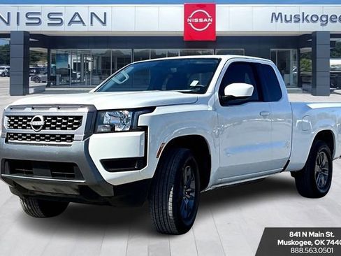 New 2025 Nissan Frontier SV image 2