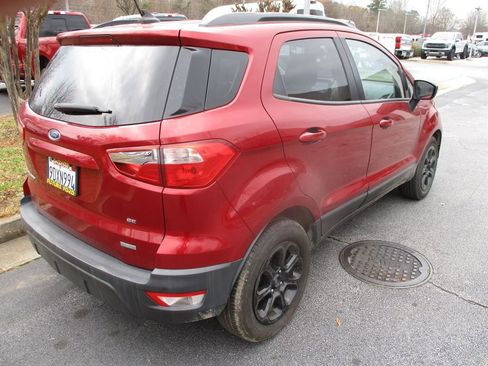 Used 2019 Ford EcoSport SE w/ SE Convenience Package image 3