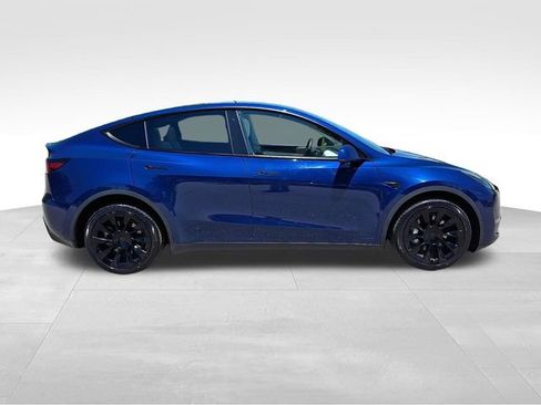 Used 2020 Tesla Model Y Long Range AWD/4WD image 9