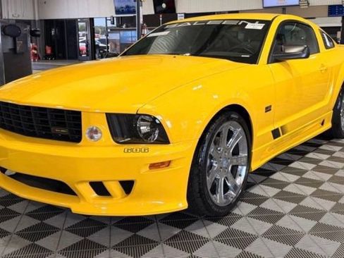 Used 2006 Ford Mustang GT RWD image 6