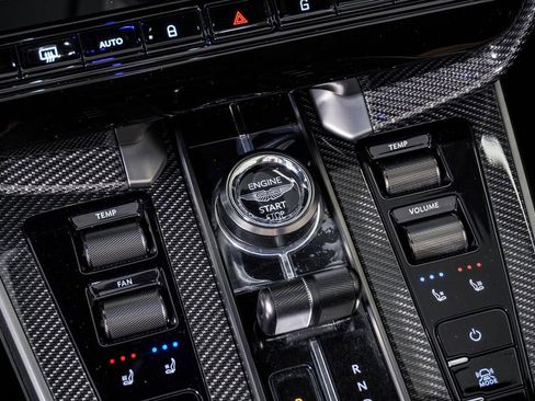 New 2026 Aston Martin Vanquish Convertible image 33