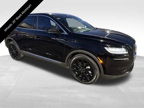 Used 2023 Lincoln Nautilus Reserve w/ Monochromatic Package image 10