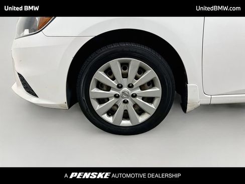 Used 2019 Nissan Sentra S FWD image 9