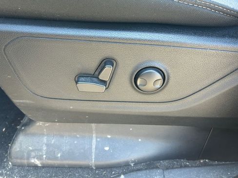 Used 2025 RAM 1500 Big Horn AWD/4WD image 13