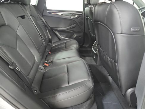 New 2026 Porsche Macan image 26