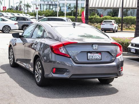Used 2018 Honda Civic EX image 13