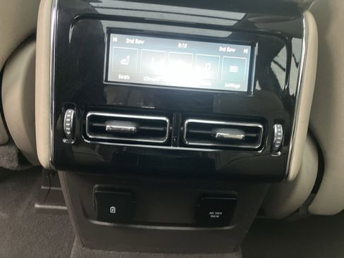 Used 2021 Lincoln Aviator Reserve w/ Equipment Group 202A AWD/4WD image 18