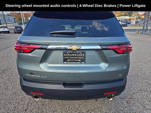 Used 2023 Chevrolet Traverse LT image 4