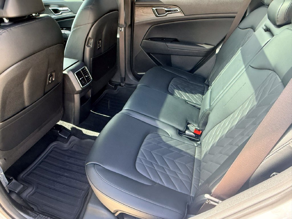 Used 2025 Kia Sportage X-Pro Prestige AWD/4WD image 19