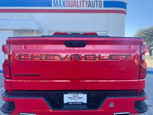 Used 2019 Chevrolet Silverado 1500 Custom image 21