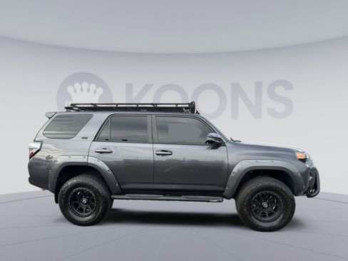 Used 2018 Toyota 4Runner SR5 Premium AWD/4WD image 8
