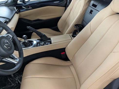 New 2025 MAZDA MX-5 Miata Grand Touring image 9