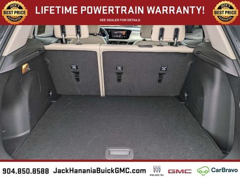 Used 2024 Buick Encore GX Avenir w/ Avenir Convenience Package FWD image 11