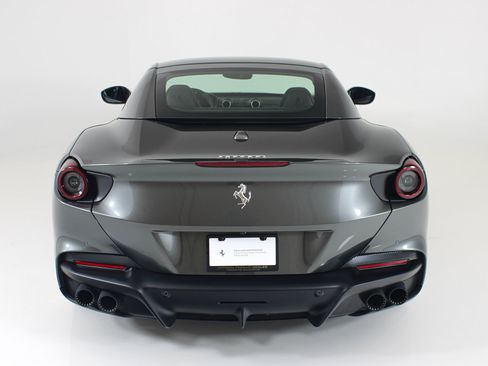 Certified 2023 Ferrari Portofino M RWD image 28