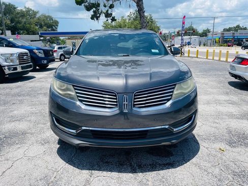 Used 2017 Lincoln MKX Reserve AWD/4WD image 4