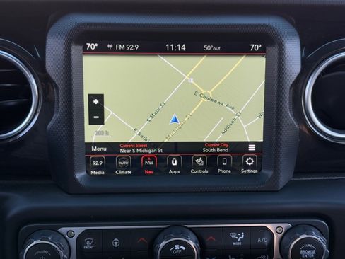 Used 2020 Jeep Wrangler Unlimited Sahara image 22