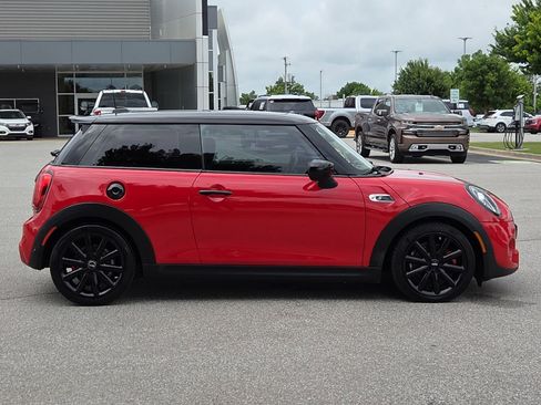 Used 2020 MINI Cooper S FWD image 6