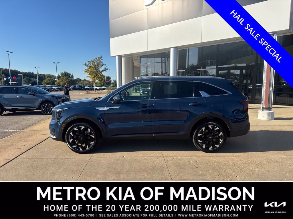 Used 2026 Kia Sorento EX AWD/4WD image 2