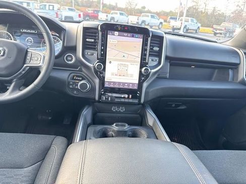 Used 2025 RAM 1500 Big Horn AWD/4WD image 19