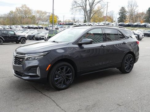 Used 2023 Chevrolet Equinox RS image 8