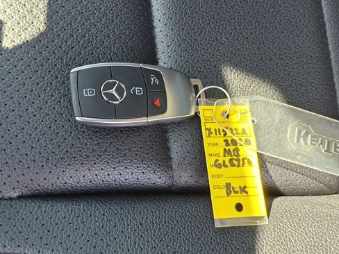 Used 2020 Mercedes-Benz GLE 350 4MATIC image 33