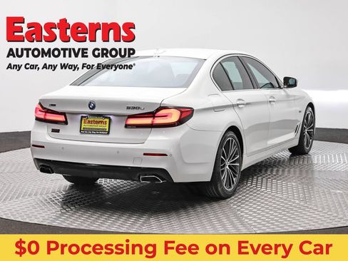 Used 2023 BMW 530e xDrive w/ Convenience Package AWD/4WD image 5