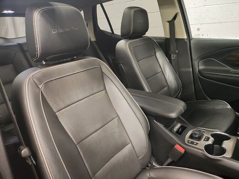 Used 2020 GMC Terrain Denali w/ Denali Premium Package image 10