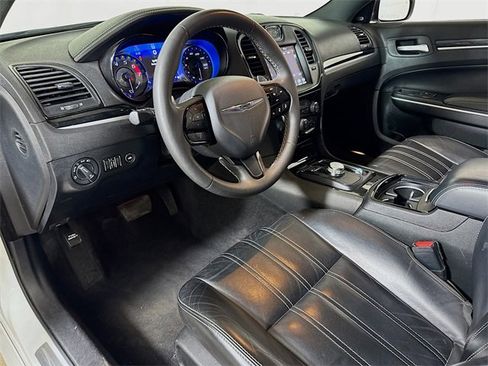 Used 2023 Chrysler 300 S w/ Comfort Group image 7