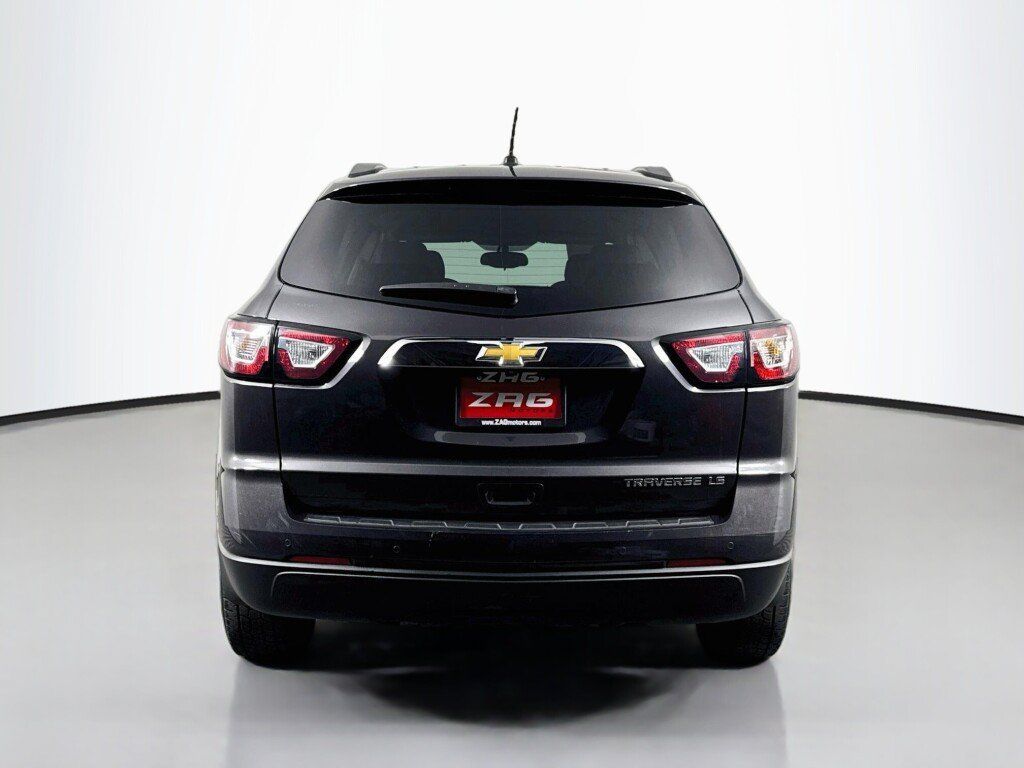 Used 2015 Chevrolet Traverse LS FWD image 4