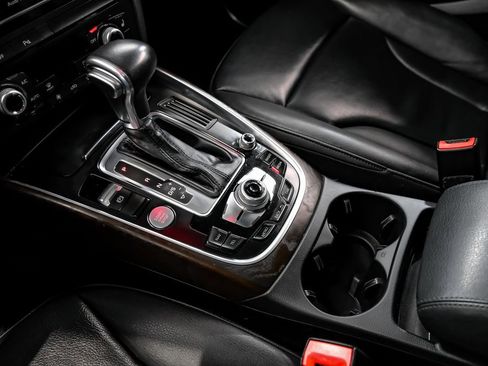 Used 2017 Audi Q5 2.0T Premium Plus w/ Technology Package image 33