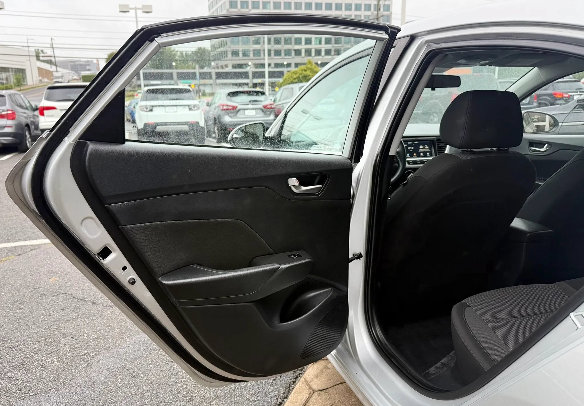 Used 2020 Hyundai Accent SEL FWD image 25