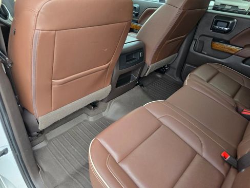 Used 2018 Chevrolet Silverado 1500 High Country image 27