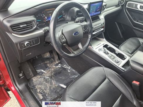 Used 2020 Ford Explorer XLT w/ Equipment Group 202A image 17