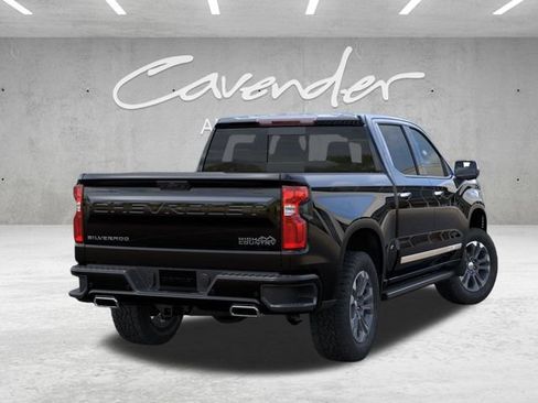 New 2026 Chevrolet Silverado 1500 High Country w/ Z71 Off-Road Package AWD/4WD image 4