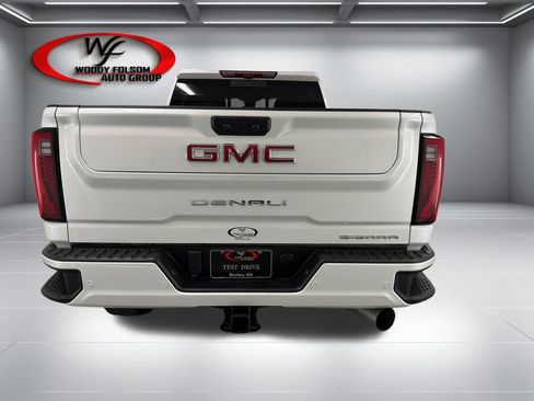 Used 2025 GMC Sierra 2500 Denali w/ Denali Reserve Package AWD/4WD image 6