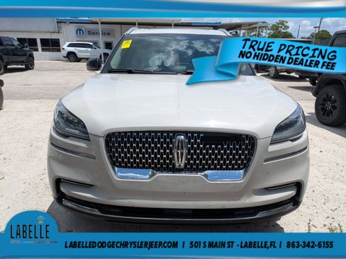 Used 2022 Lincoln Aviator Reserve RWD image 3